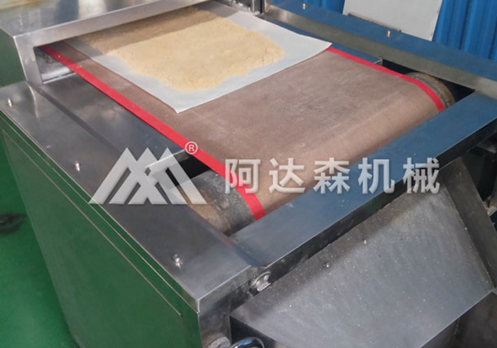 微波干燥機的特點優(yōu)勢：節(jié)能效率高、工藝先進